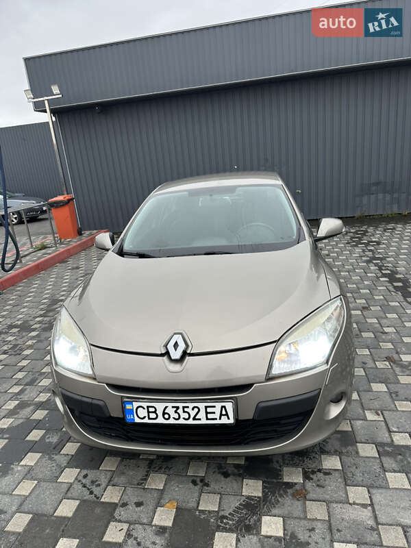 Хэтчбек Renault Megane 2010 в Полтаве