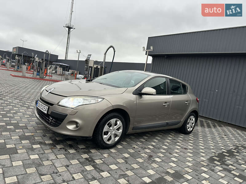 Хэтчбек Renault Megane 2010 в Полтаве