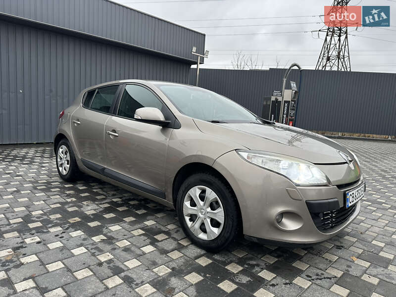 Хэтчбек Renault Megane 2010 в Полтаве