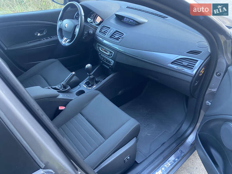 Универсал Renault Megane 2014 в Луцке фото 15 Универсал Renault Megane 2014 в Луцке
