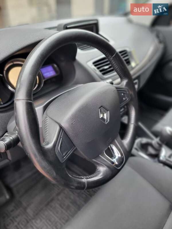 Универсал Renault Megane 2013 в Смеле фото 14 Универсал Renault Megane 2013 в Смеле