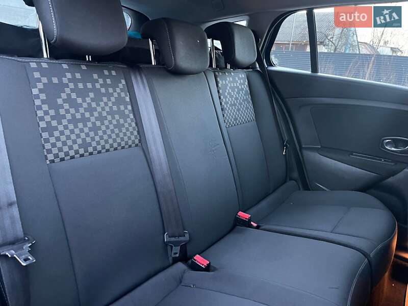 Універсал Renault Megane 2012 в Луцьку фото 32 Універсал Renault Megane 2012 в Луцьку
