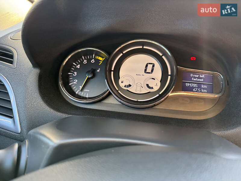 Универсал Renault Megane 2015 в Луцке фото 29 Универсал Renault Megane 2015 в Луцке