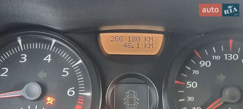 Седан Renault Megane 2006 в Чугуеве фото 3 Седан Renault Megane 2006 в Чугуеве