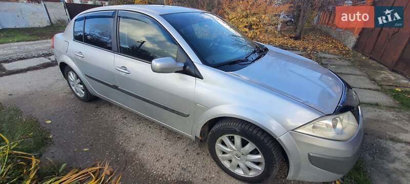 Седан Renault Megane 2006 в Чугуеве фото 10 Седан Renault Megane 2006 в Чугуеве