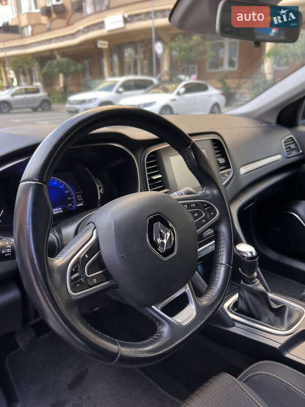 Универсал Renault Megane 2019 в Подольске фото 30 Универсал Renault Megane 2019 в Подольске