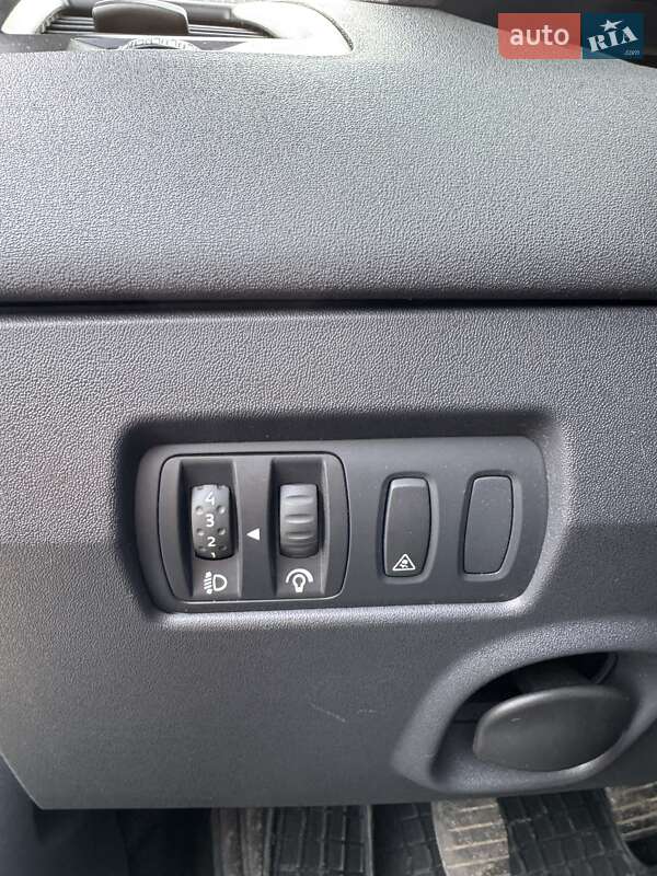 Универсал Renault Megane 2006 в Сумах фото 22 Универсал Renault Megane 2006 в Сумах