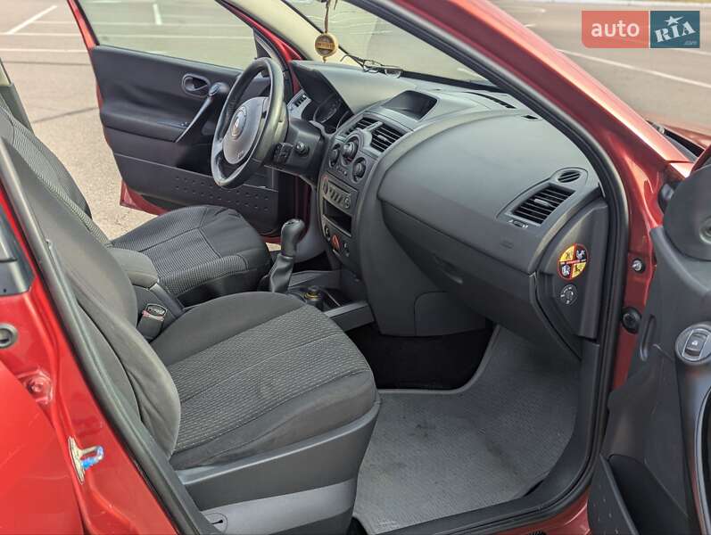 Універсал Renault Megane 2004 в Києві фото 15 Універсал Renault Megane 2004 в Києві