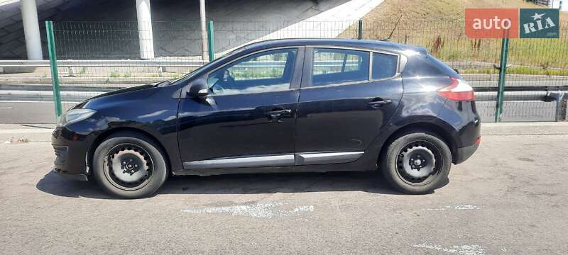 Хетчбек Renault Megane 2014 в Києві фото 2 Хетчбек Renault Megane 2014 в Києві