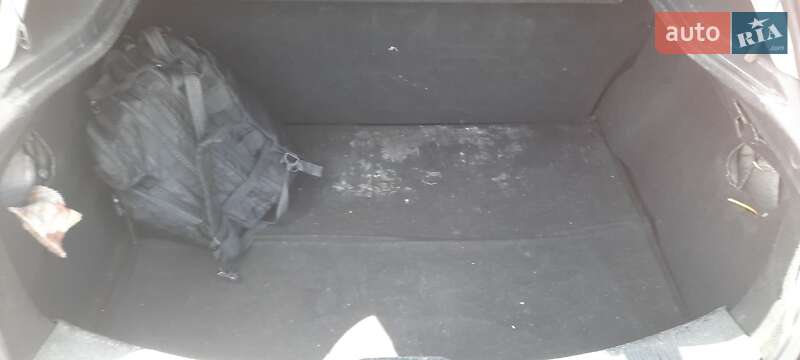 Хетчбек Renault Megane 2014 в Києві фото 6 Хетчбек Renault Megane 2014 в Києві