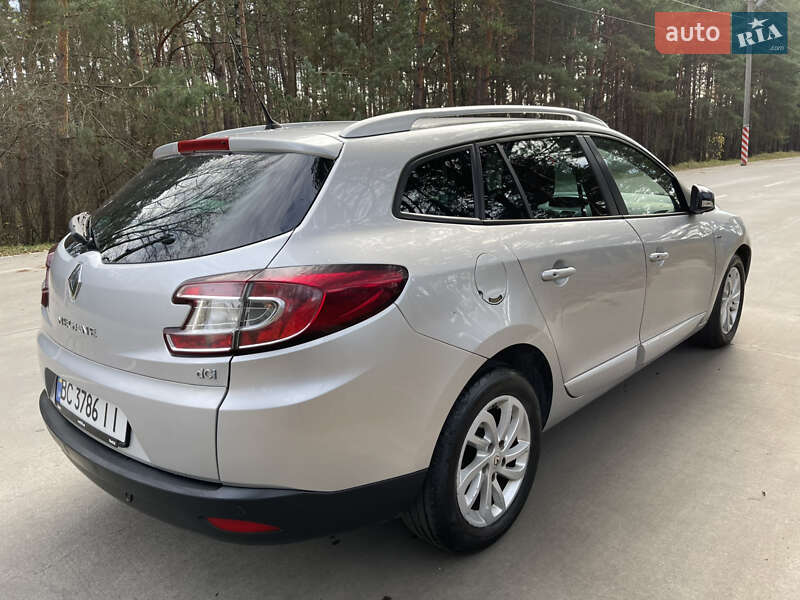 Универсал Renault Megane 2015 в Славуте фото 13 Универсал Renault Megane 2015 в Славуте