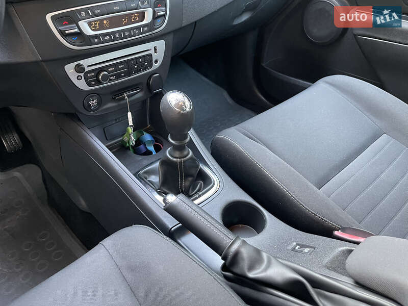 Универсал Renault Megane 2015 в Славуте фото 109 Универсал Renault Megane 2015 в Славуте