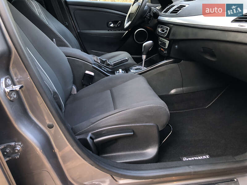 Універсал Renault Megane 2013 в Львові фото 50 Універсал Renault Megane 2013 в Львові