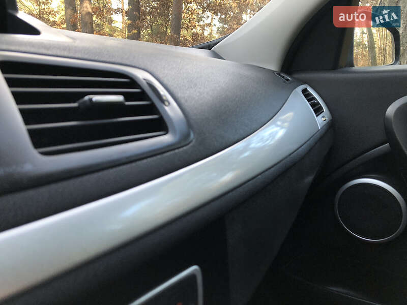 Універсал Renault Megane 2013 в Львові фото 55 Універсал Renault Megane 2013 в Львові