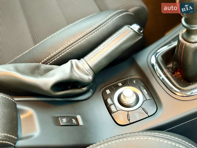 Универсал Renault Megane 2014 в Самборе фото 42 Универсал Renault Megane 2014 в Самборе