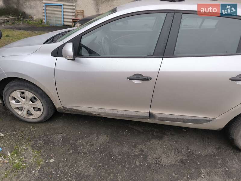 Хэтчбек Renault Megane 2009 в Сарнах фото 2 Хэтчбек Renault Megane 2009 в Сарнах