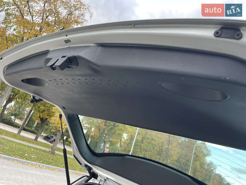 Універсал Renault Megane 2006 в Черкасах фото 25 Універсал Renault Megane 2006 в Черкасах