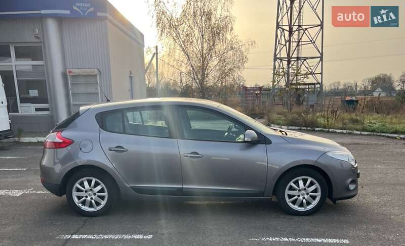 Хэтчбек Renault Megane 2011 в Радивилове
