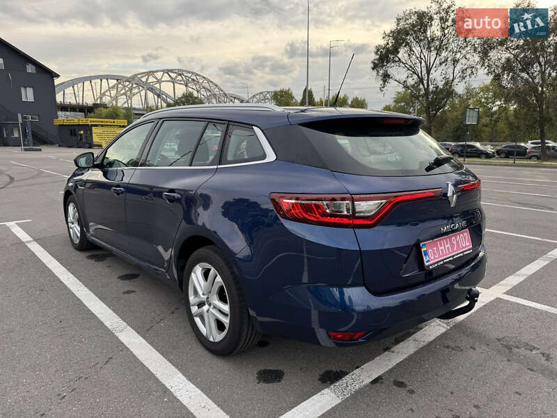 Универсал Renault Megane 2018 в Киеве
