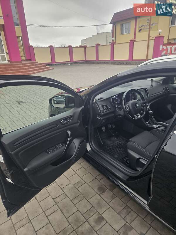 Универсал Renault Megane 2017 в Луцке фото 7 Универсал Renault Megane 2017 в Луцке