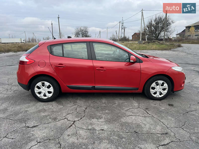 Хэтчбек Renault Megane 2011 в Звягеле