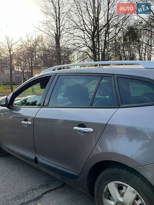 Універсал Renault Megane 2011 в Умані фото 9 Універсал Renault Megane 2011 в Умані