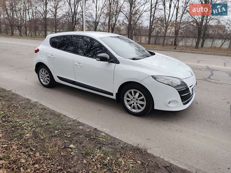 Хэтчбек Renault Megane 2011 в Сумах