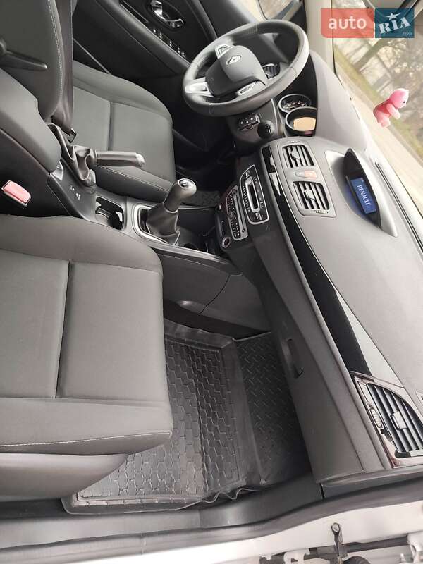 Хэтчбек Renault Megane 2011 в Сумах