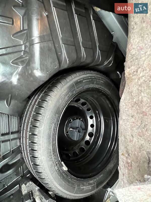 Универсал Renault Megane 2010 в Лубнах фото 57 Универсал Renault Megane 2010 в Лубнах