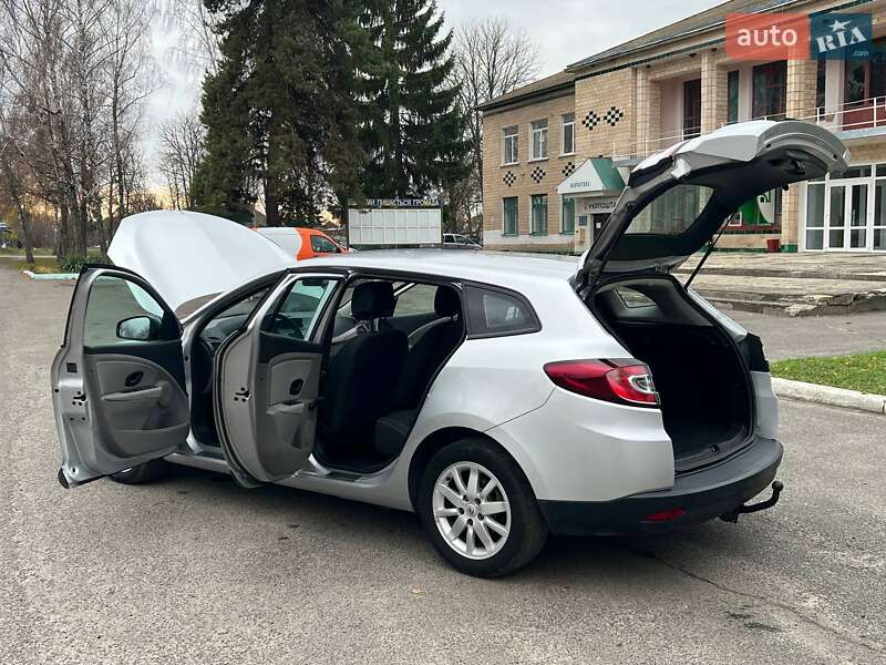 Универсал Renault Megane 2010 в Лубнах фото 63 Универсал Renault Megane 2010 в Лубнах