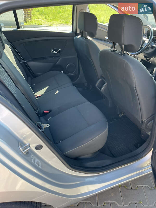 Универсал Renault Megane 2013 в Виннице фото 13 Универсал Renault Megane 2013 в Виннице