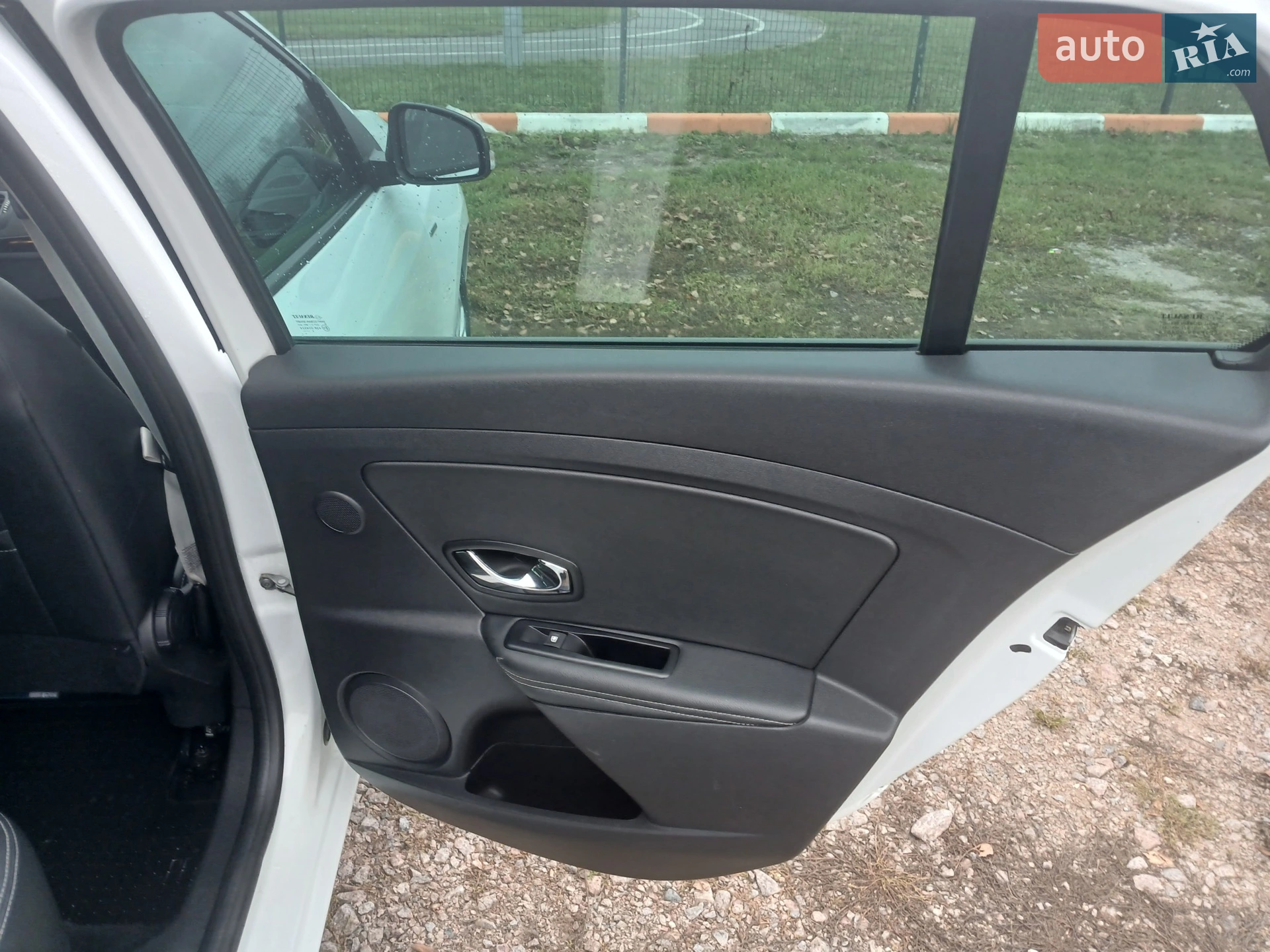 2013 Renault Megane - мініатюра 22
