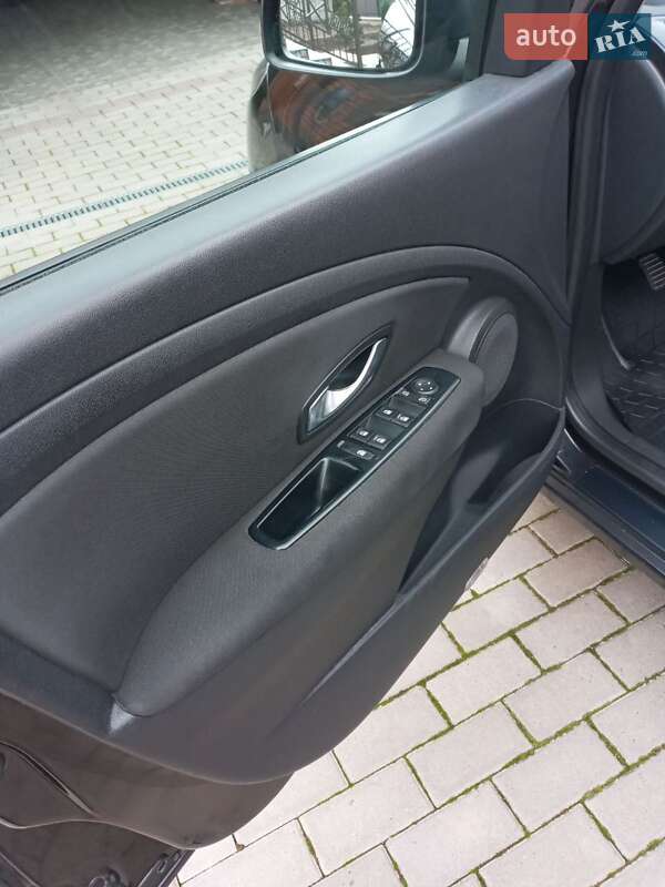 Хэтчбек Renault Megane 2011 в Виннице фото 10 Хэтчбек Renault Megane 2011 в Виннице