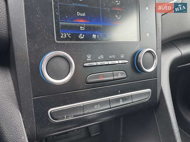 Универсал Renault Megane 2017 в Киеве фото 25 Универсал Renault Megane 2017 в Киеве