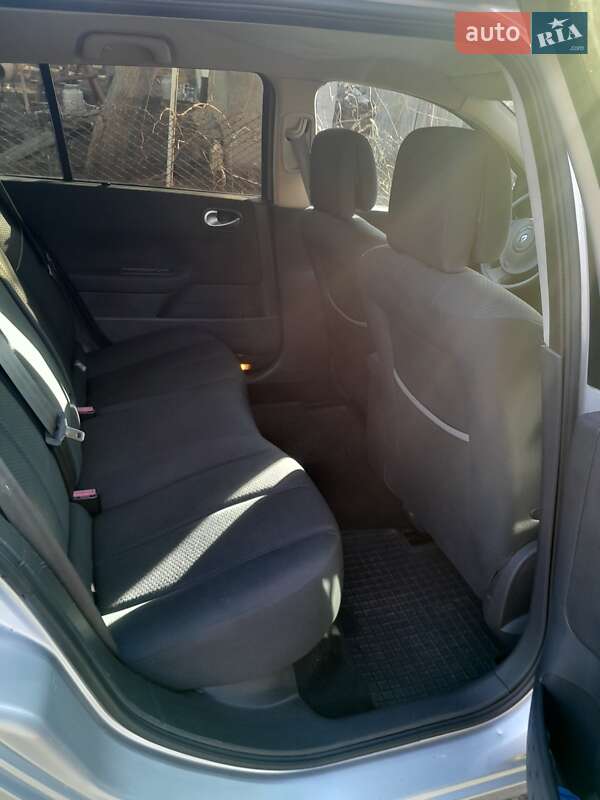 Универсал Renault Megane 2004 в Чигирине фото 10 Универсал Renault Megane 2004 в Чигирине