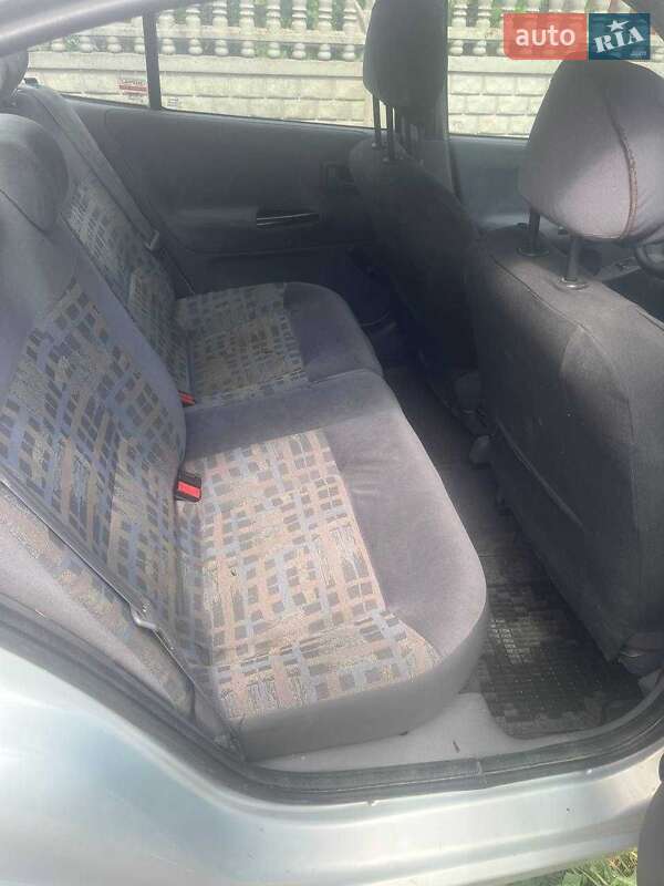 Седан Renault Megane 2000 в Кривом Роге