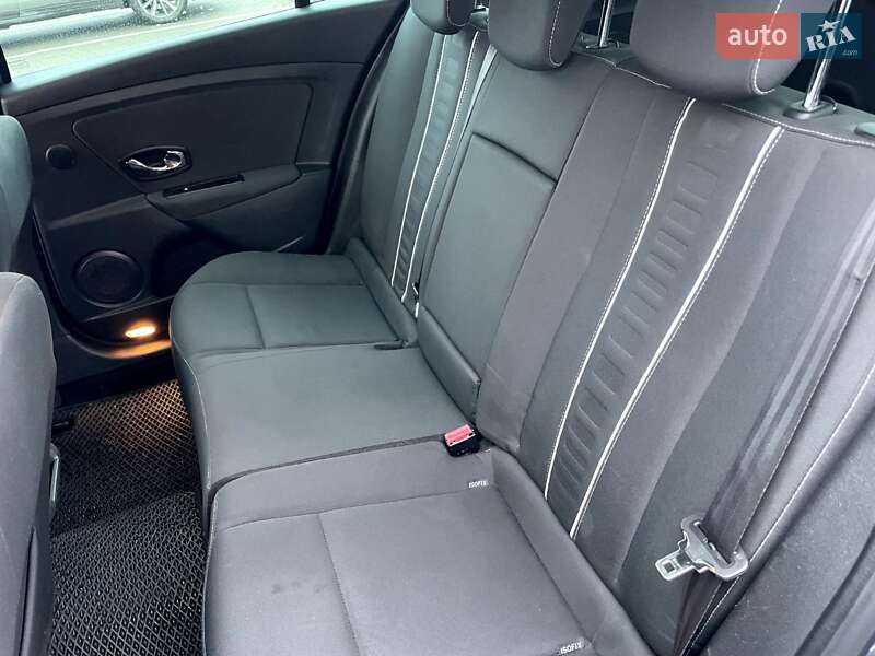 Универсал Renault Megane 2012 в Ковеле фото 15 Универсал Renault Megane 2012 в Ковеле