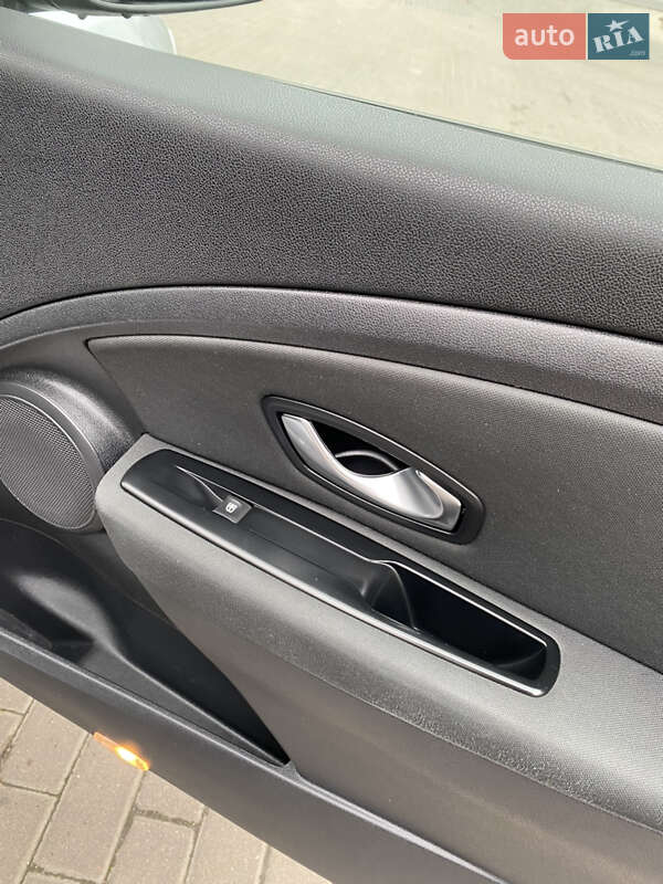 Универсал Renault Megane 2011 в Ровно фото 16 Универсал Renault Megane 2011 в Ровно