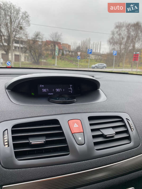 Универсал Renault Megane 2011 в Ровно фото 33 Универсал Renault Megane 2011 в Ровно