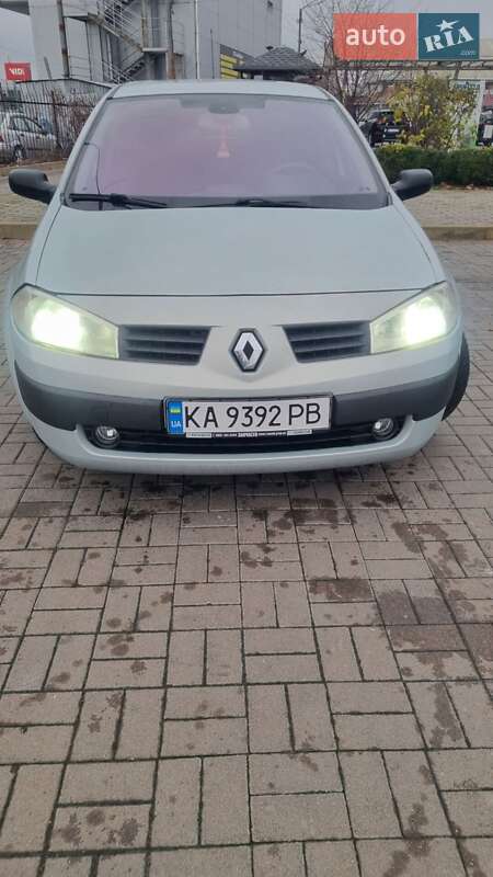 Седан Renault Megane 2004 в Киеве