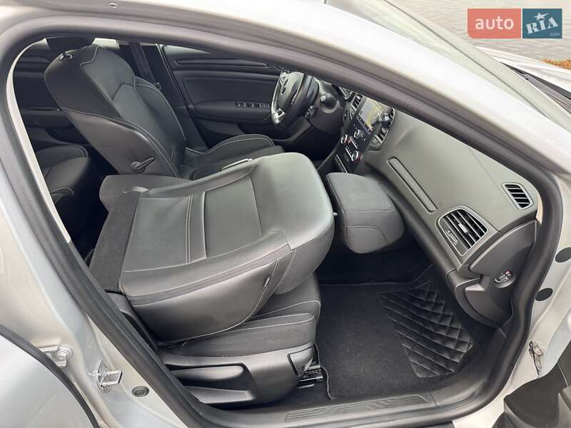 Универсал Renault Megane 2018 в Днепре фото 27 Универсал Renault Megane 2018 в Днепре