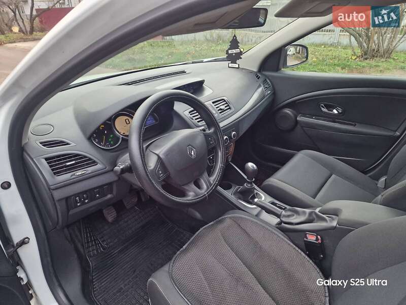 Универсал Renault Megane 2011 в Черкассах фото 14 Универсал Renault Megane 2011 в Черкассах