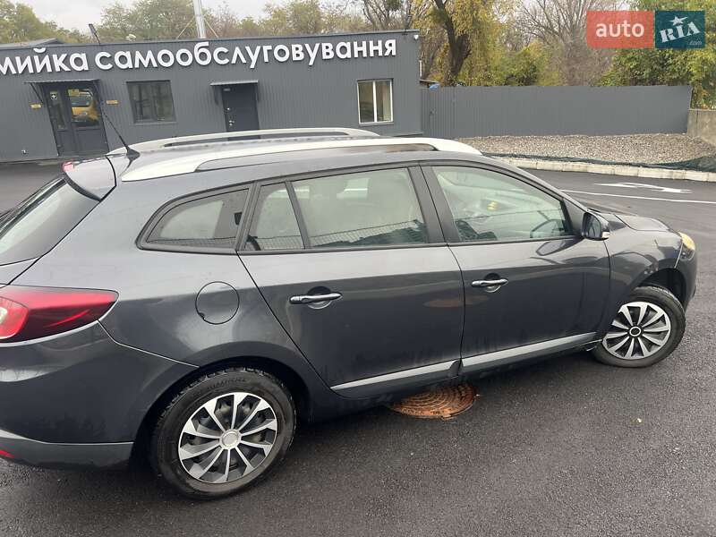 Універсал Renault Megane 2010 в Києві фото 5 Універсал Renault Megane 2010 в Києві