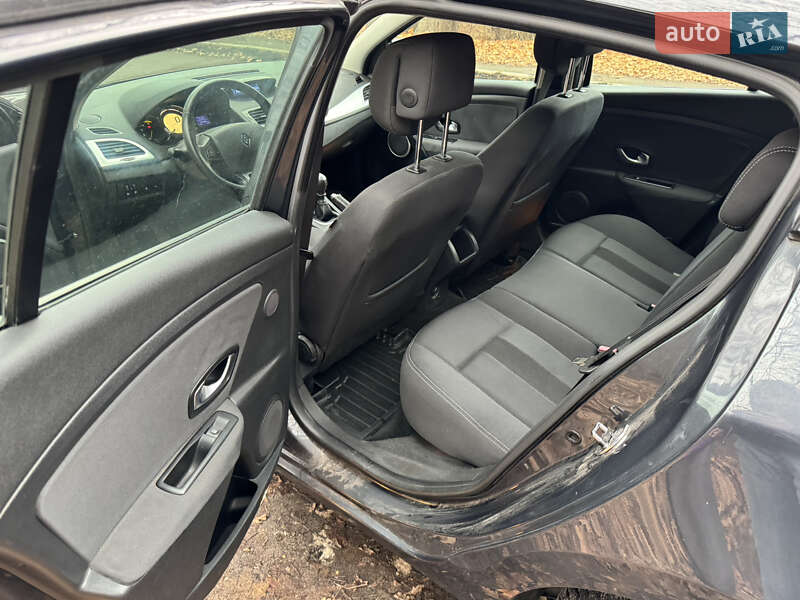 Хэтчбек Renault Megane 2009 в Киеве фото 12 Хэтчбек Renault Megane 2009 в Киеве