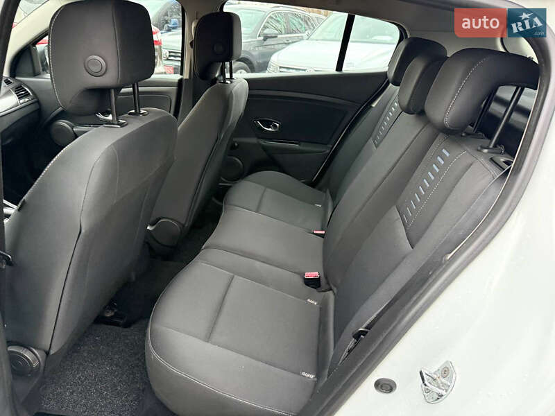 Хэтчбек Renault Megane 2014 в Коломые фото 24 Хэтчбек Renault Megane 2014 в Коломые