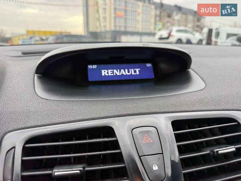 Хэтчбек Renault Megane 2014 в Коломые фото 31 Хэтчбек Renault Megane 2014 в Коломые