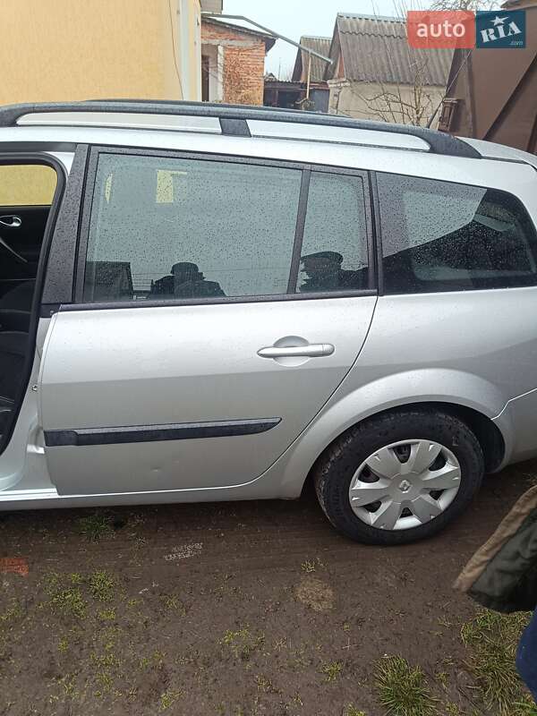 Универсал Renault Megane 2005 в Староконстантинове