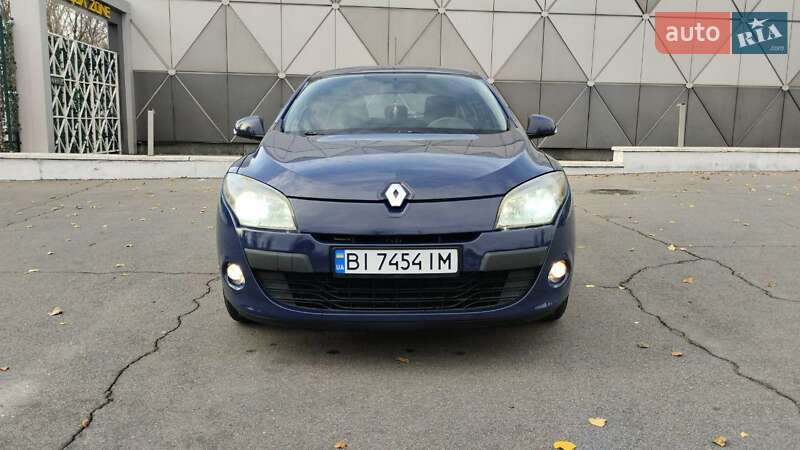 Хэтчбек Renault Megane 2010 в Горишних Плавнях