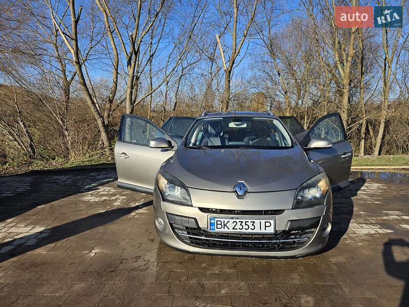 Универсал Renault Megane 2010 в Ивано-Франковске фото 2 Универсал Renault Megane 2010 в Ивано-Франковске