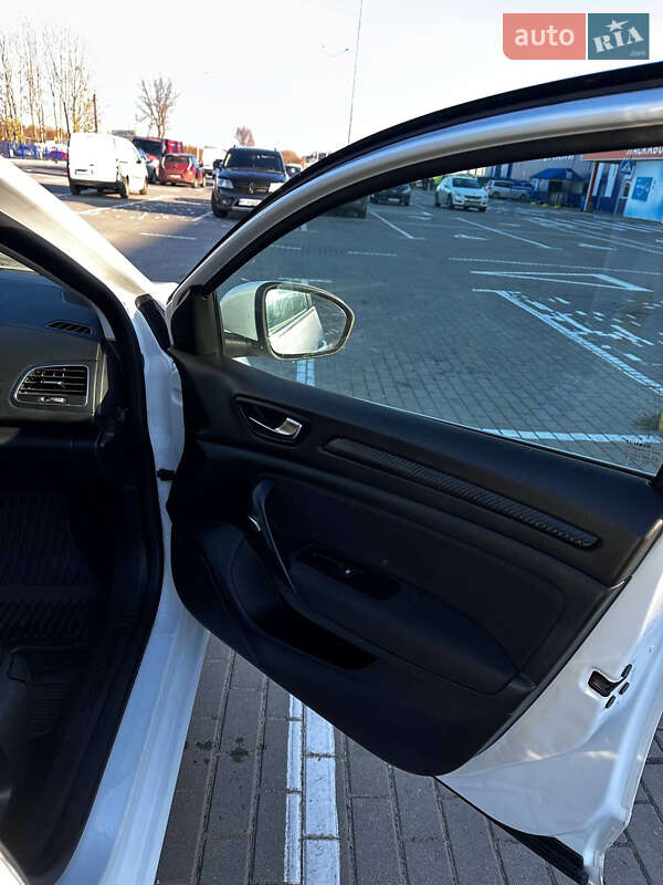 Универсал Renault Megane 2017 в Луцке фото 20 Универсал Renault Megane 2017 в Луцке